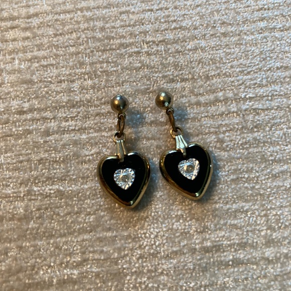 Vintage Rhinestone Gold and Black Heart Earrings - Dangle Drop Post Earrings - Picture 4 of 4